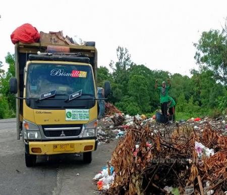 Ilustrasi retribusi sampah di Pekanbaru belum sesuai target (foto/int)